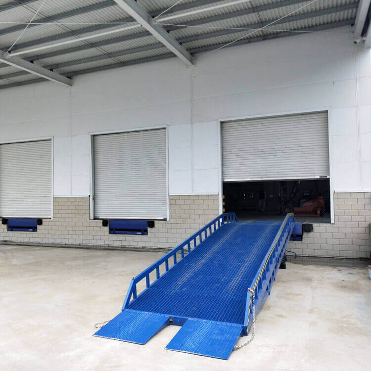 扬州集装箱液压登车桥——让每一次装卸都变得简单而高效插图1