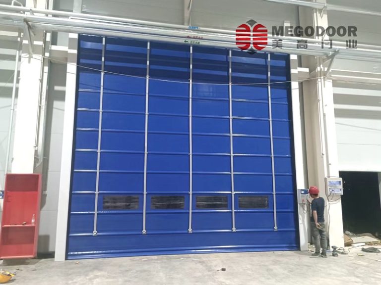 工业环境的理想屏障：扬州抗风堆积门技术解析缩略图