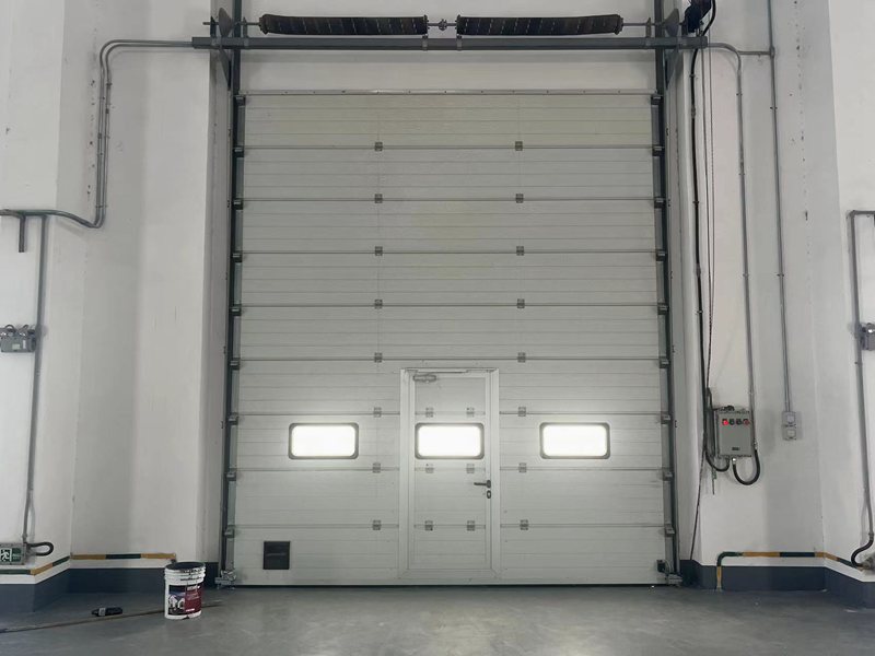 扬州工业提升门品牌推荐：美高工业提升门——坚固耐用，智能高效插图