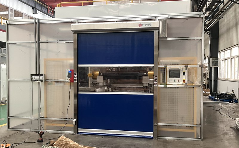 扬州工业零件生产车间快速卷帘门插图1