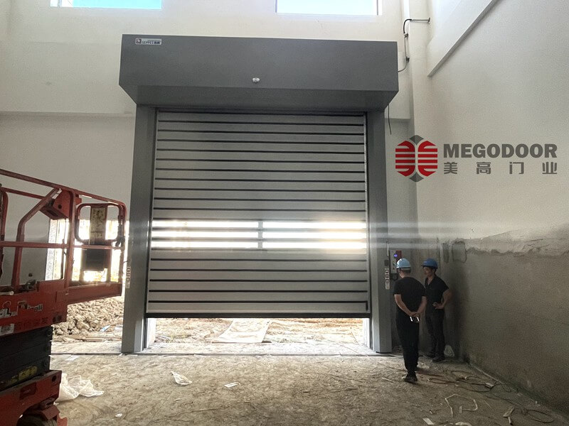 扬州不锈钢硬质快速门：高性能物流与洁净场所的理想选择插图