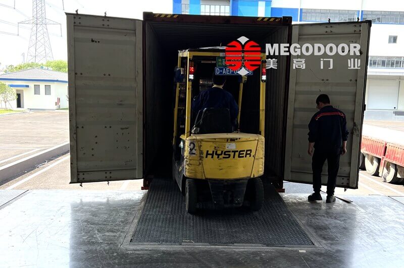 扬州物流区电动装卸货平台插图2