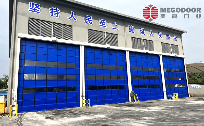 扬州抗风保温堆积式快速门：工业环境的理想屏障缩略图