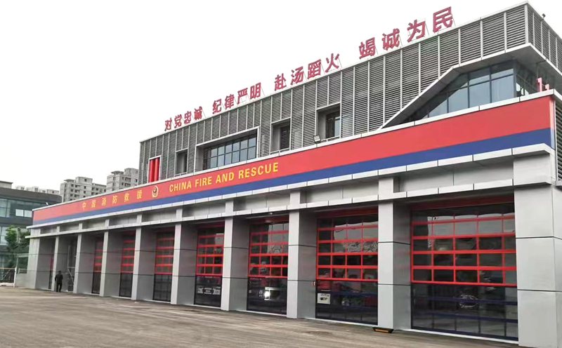 扬州消防站极速响应:美高车库滑升门,为生命通道“一键加速”插图1 扬州消防站极速响应:美高车库滑升门,为生命通道“一键加速”插图1