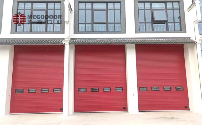 扬州消防站极速响应：美高车库滑升门，为生命通道“一键加速”缩略图