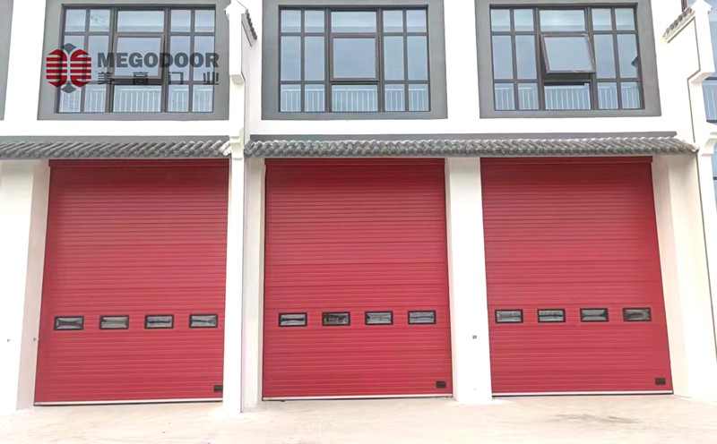 扬州消防站极速响应：美高车库滑升门，为生命通道“一键加速”缩略图